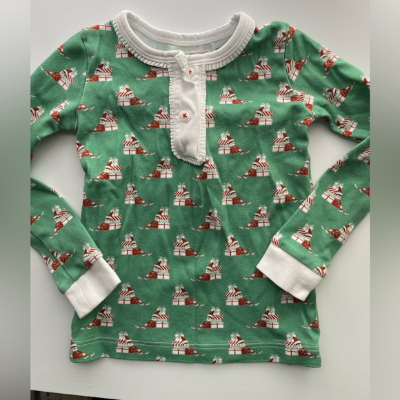 Lila and Hayes Elf Christmas Pajamas / Size 18-24m / VGUC - Picture 4 of 9